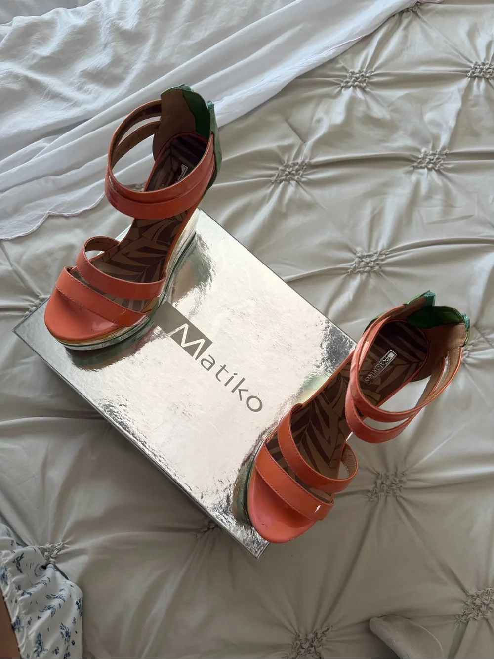 Matiko vibrant colorblock